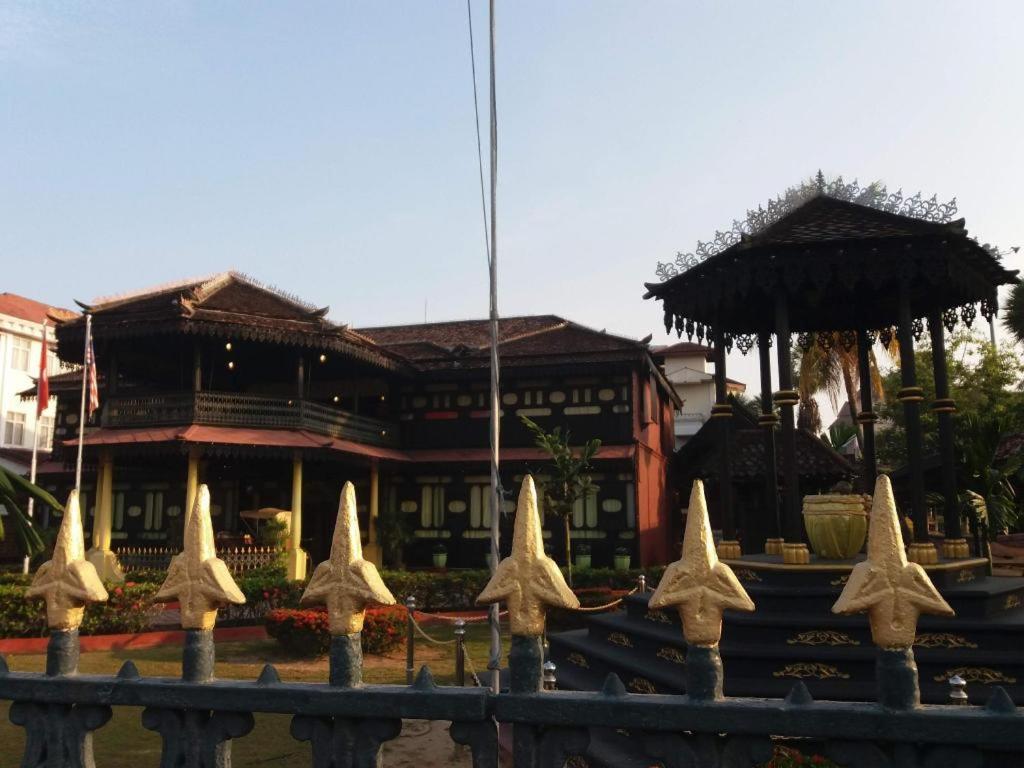 Spot On 89796 D'Noor Budget Inn Kota Bharu Dış mekan fotoğraf